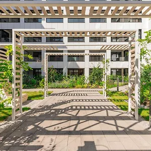 Doki Living By Blue Mandarin Parking & Foodhall Gdaňsk