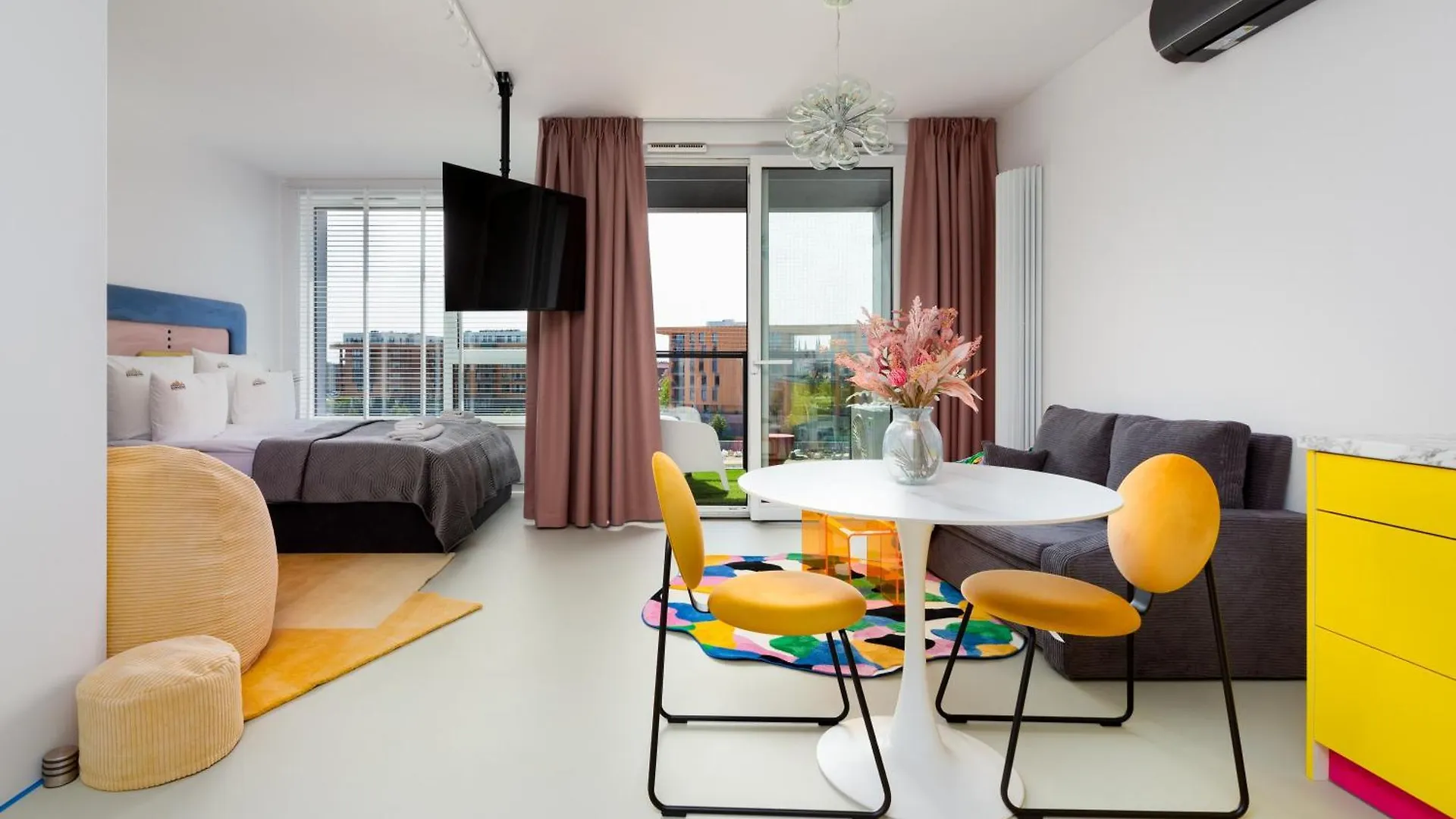 Chlebova - Riverside View Terrace, Free Parking, Gym & Kidsplay By Downtown Apartments Gdaňsk