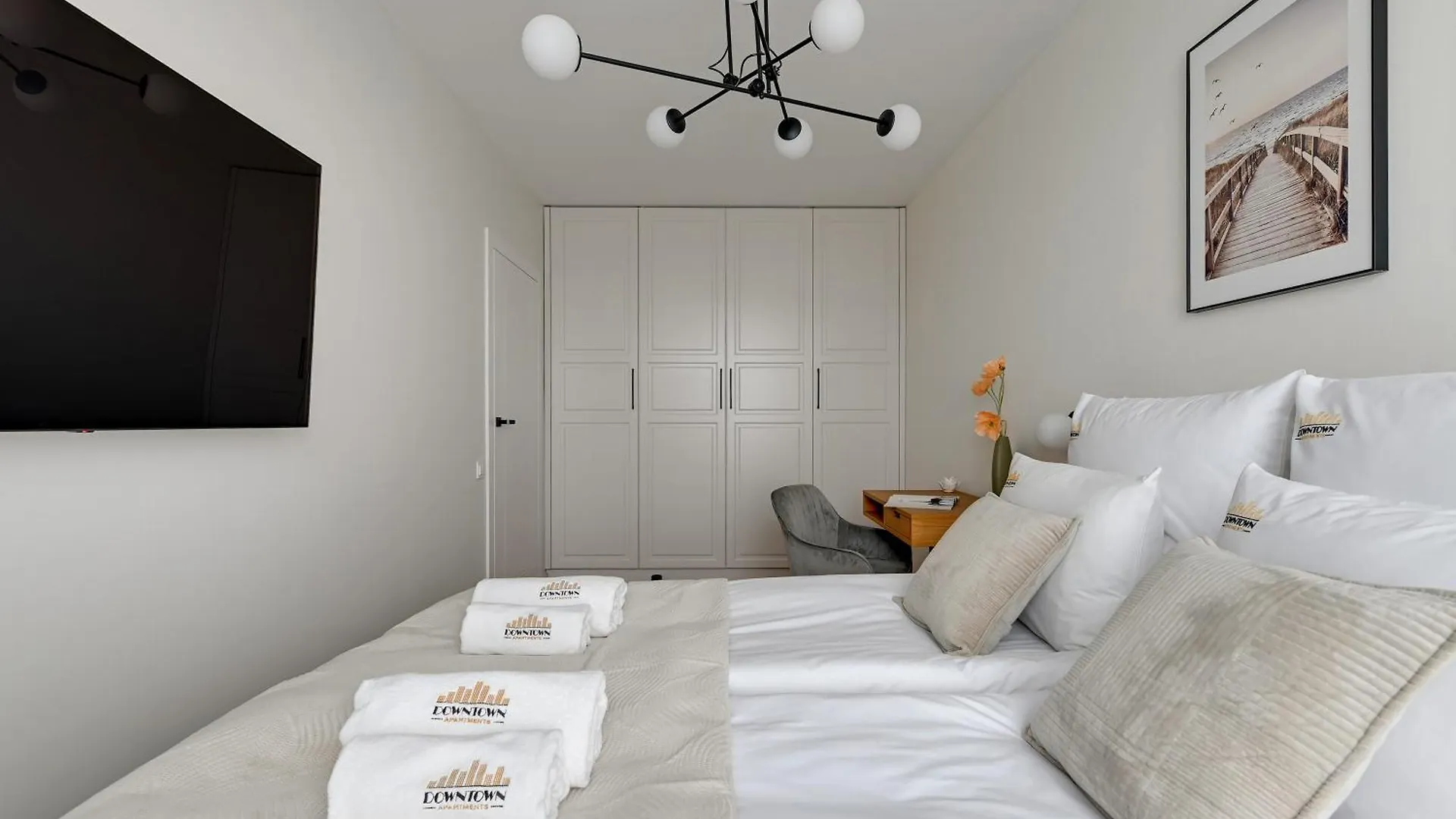 Chlebova - Riverside View Terrace, Free Parking, Gym & Kidsplay By Downtown Apartments Gdaňsk